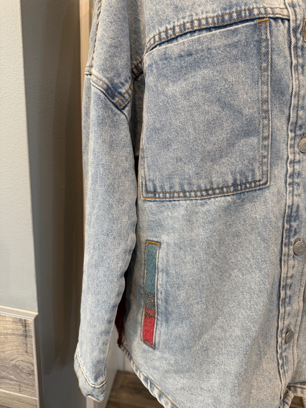 Veveret Aztec Southwestern Boho Button Front Washed Denim Jacket Small - Picture 3 of 9